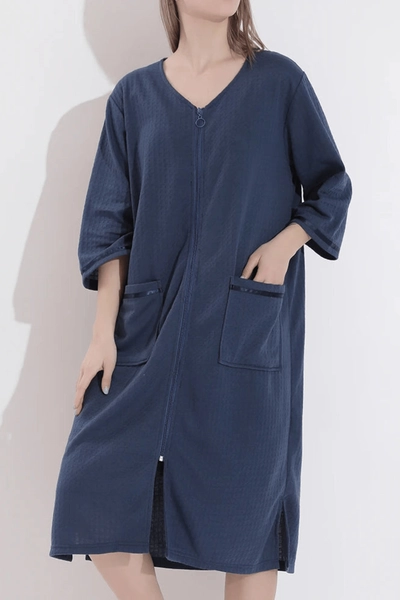 Zip-Up Bathrobe